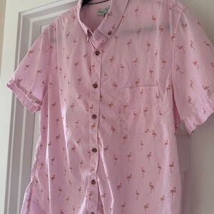 Pink Flamingo men’s size Large button front T-shirt. Size Large Soverign code